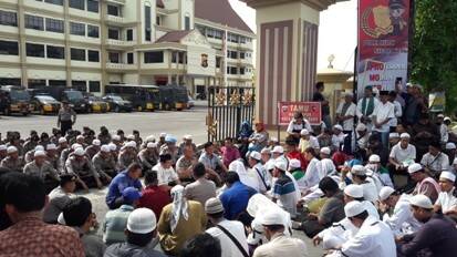 AUI Kembali Gelar Aksi di Mapolda Jambi