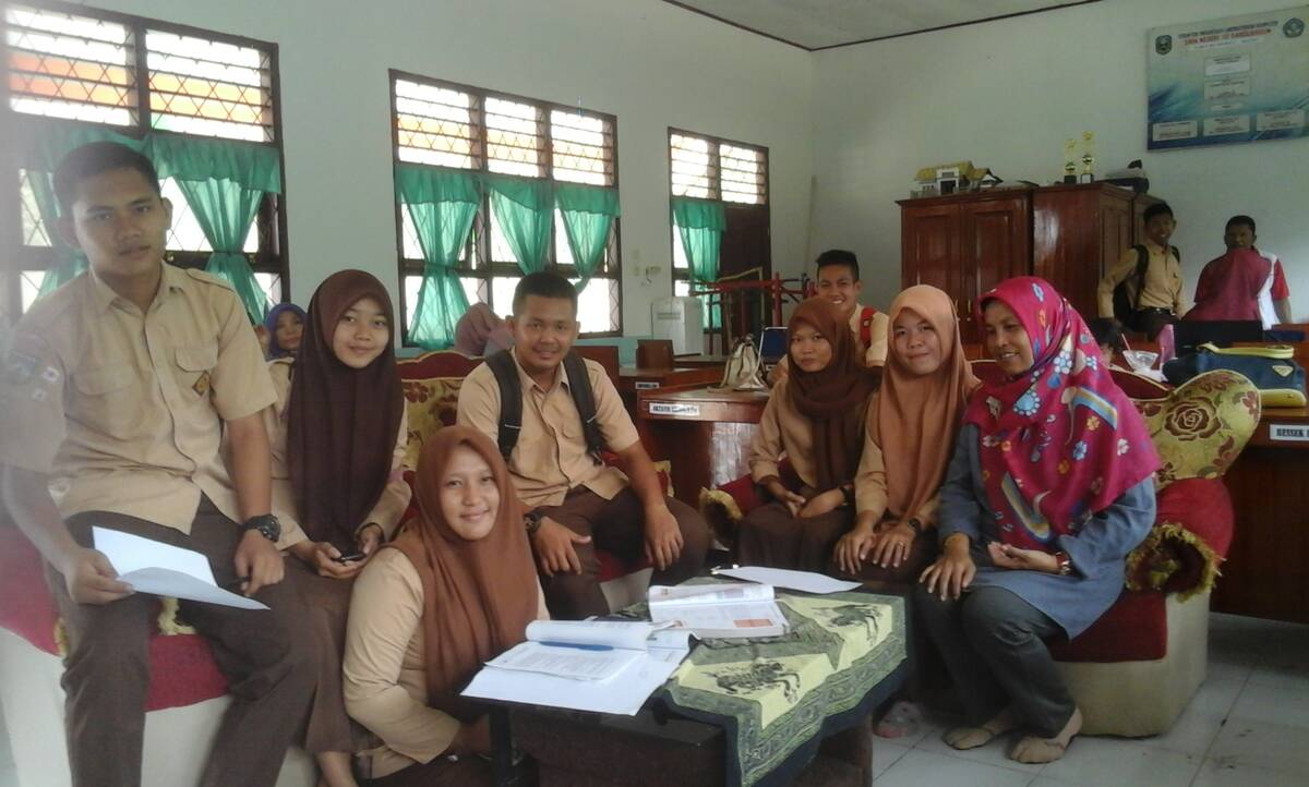 SMAN 10 Sarolangun Target Lulus UN 100 Persen