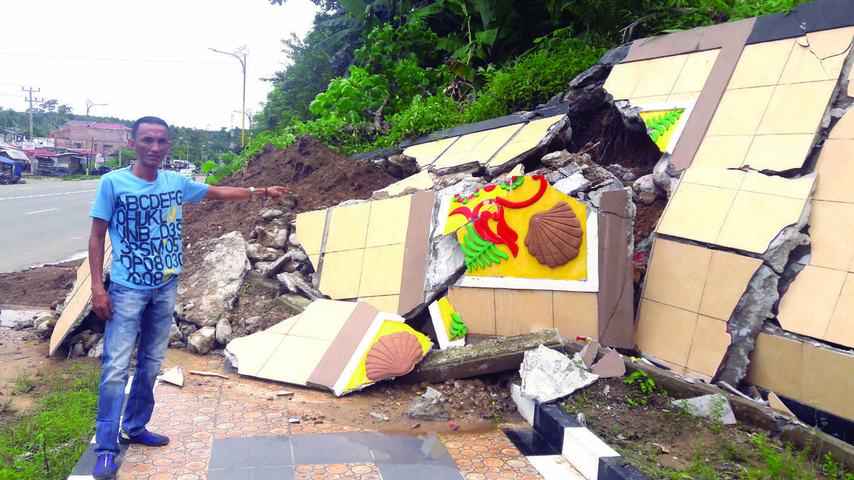 Turap di Dusun Bangko Roboh di Dusun Bangko