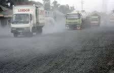 Jalan Berdebu Resahkan Warga Delapan RT