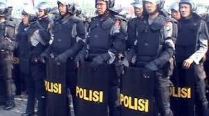 Nyayian ‘Selamat Datang’ Brimob Sambut Kapolda Jambi