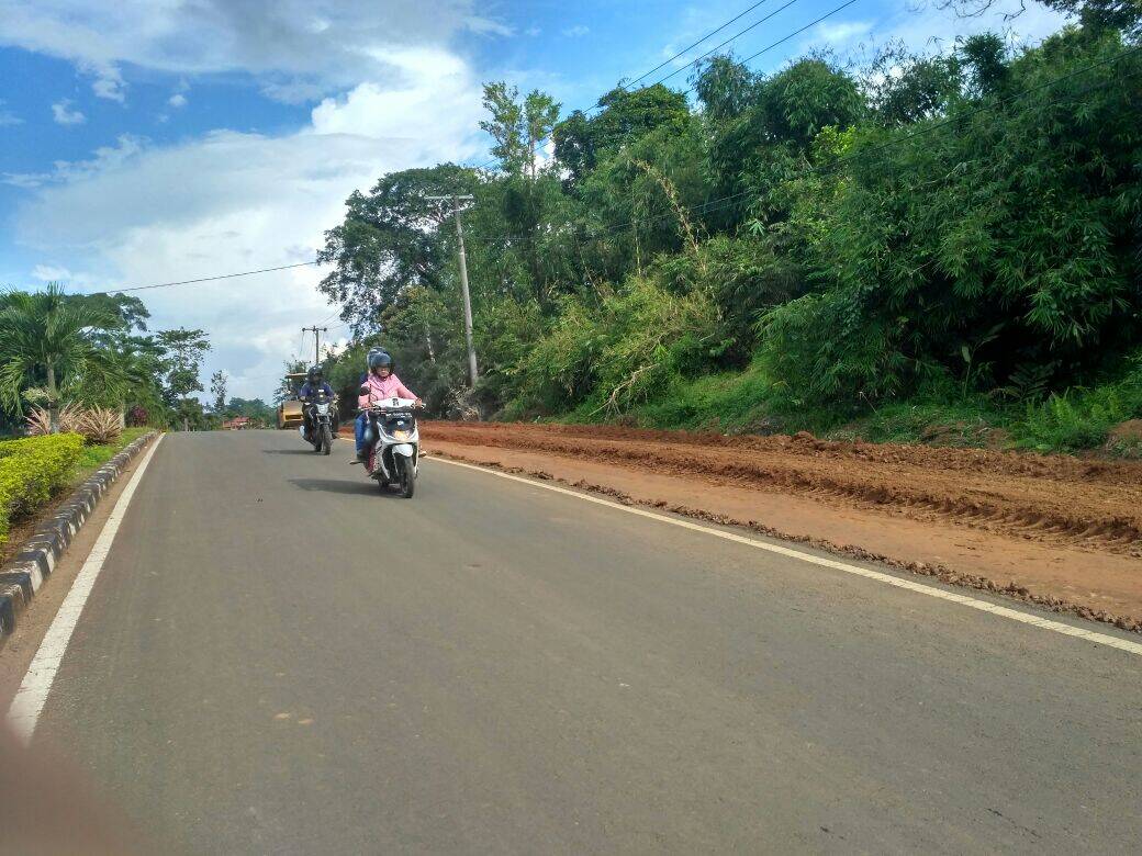 Pelebaran Jalan Area KTL Mulai Dikerjakan