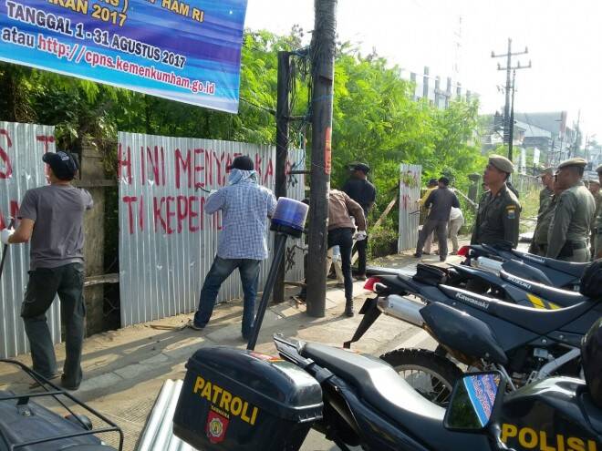 Ratusan Personil Amankan Eksekusi Lahan eks Dinas Peternakan