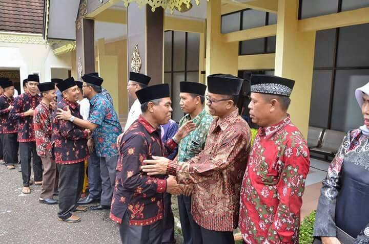 Bupati Syahirsah  Sambut kedatangan Khafilah Batanghari