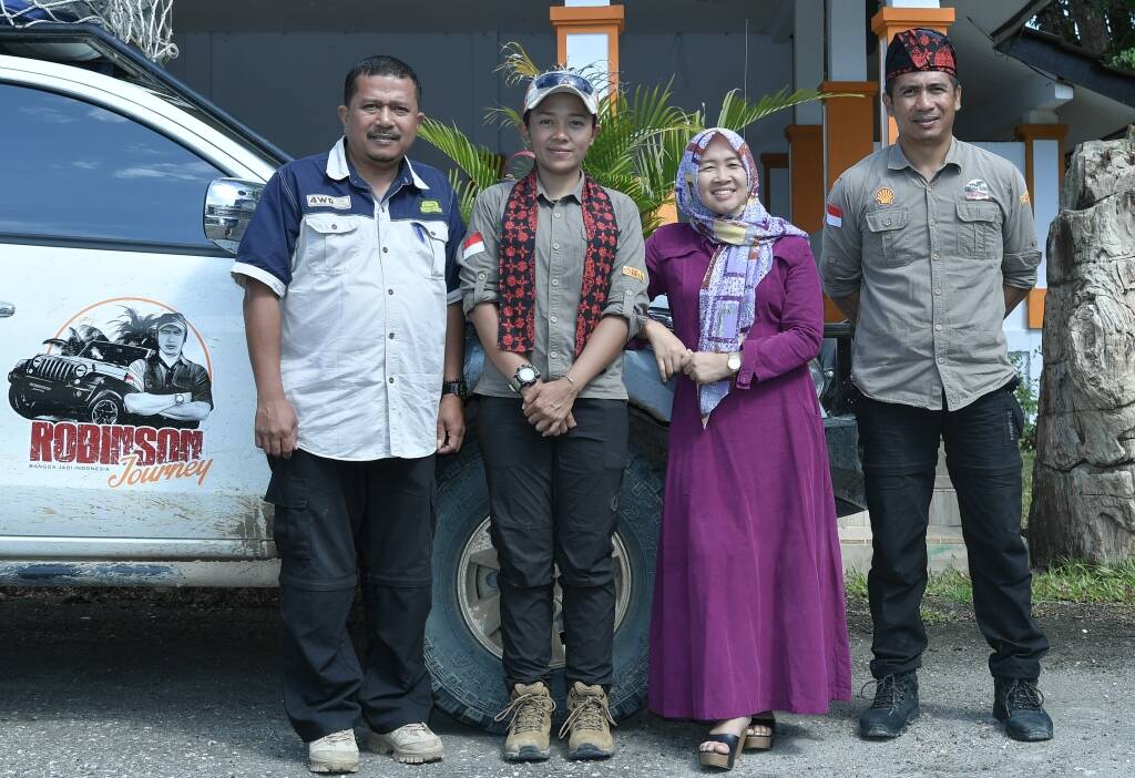 Hj Hesti Haris Sambut Tim Robinsonjourney