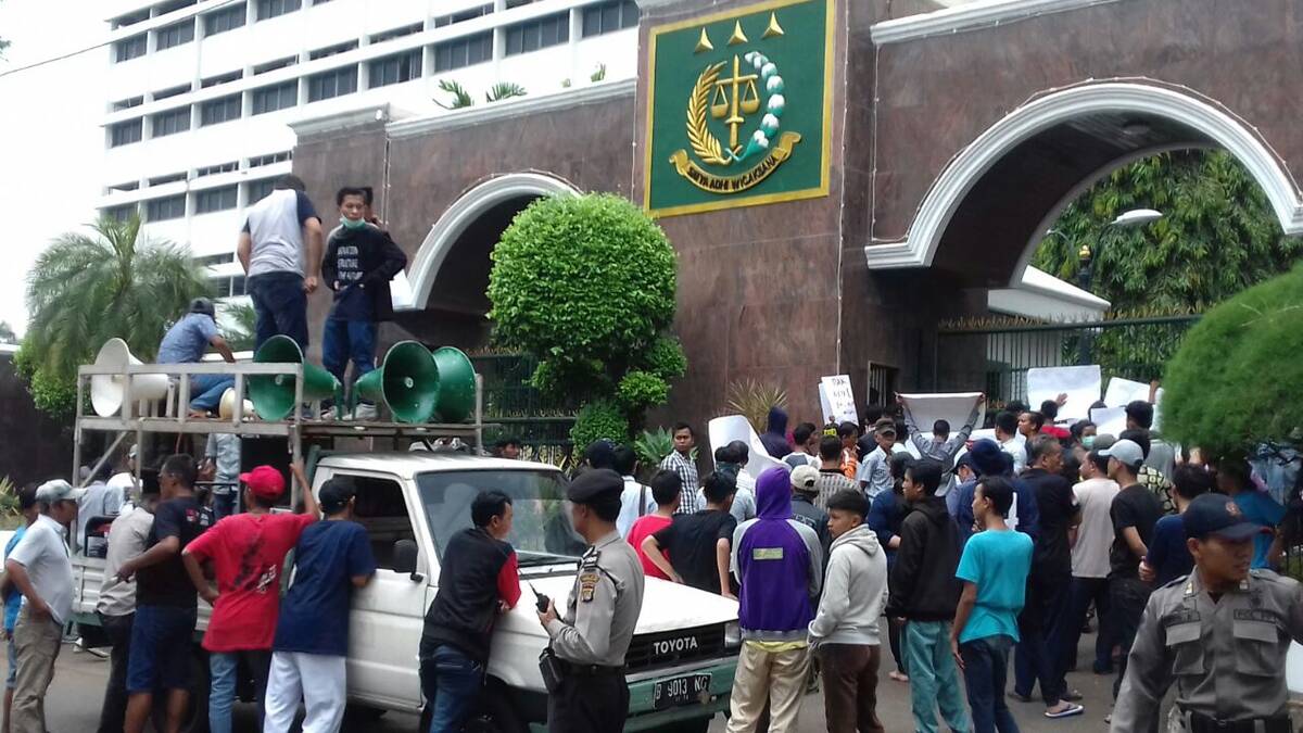 Massa Desak Kejagung RI Tuntaskan Kasus Korupsi Aspal Jalan Di Tebo