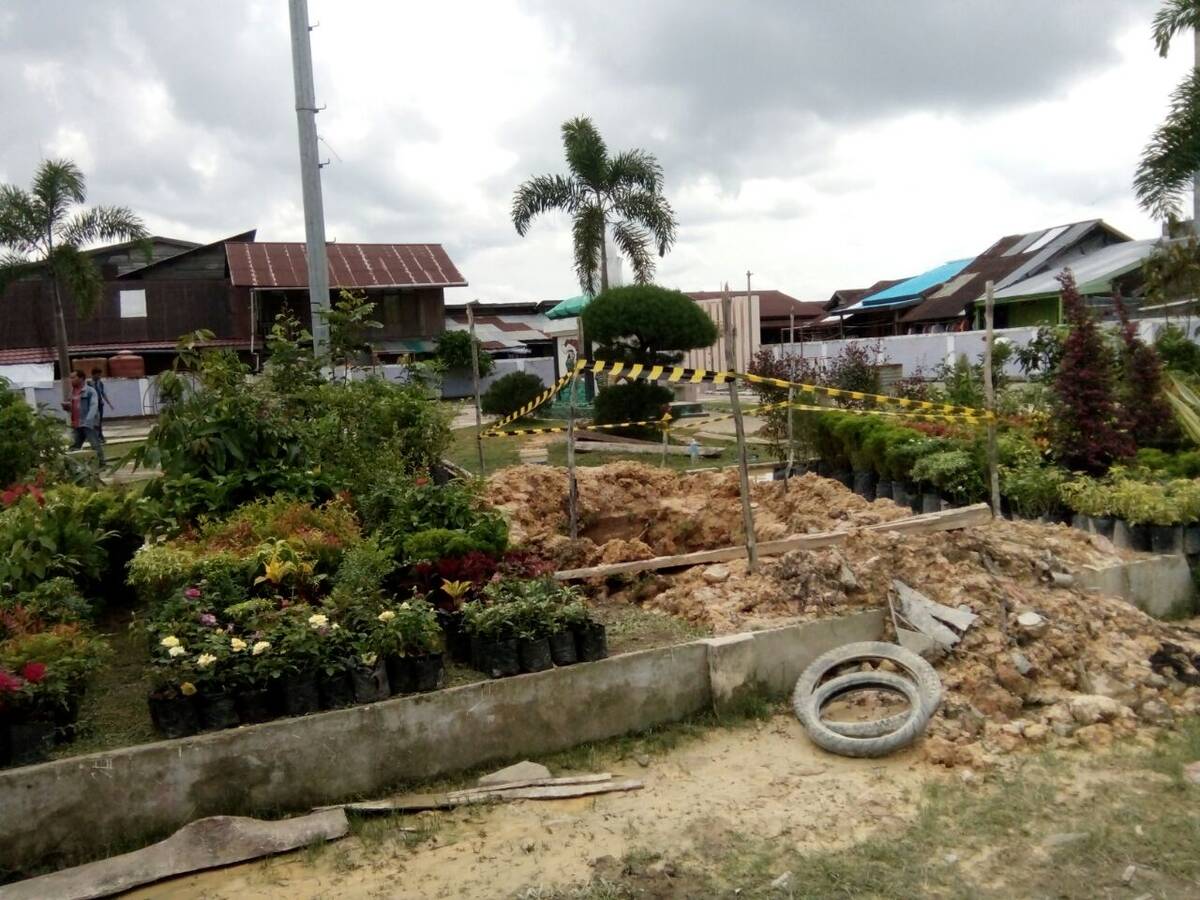 Temuan “Peti Misterius” di Jalan Pahlawan Gegerkan Warga