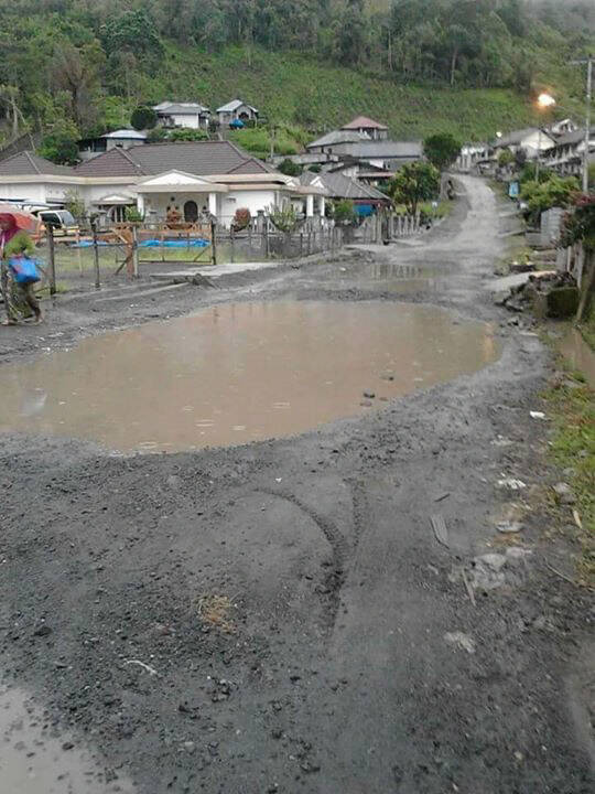 Jalan Muaro Lolo-Selampaung, Rusak Parah