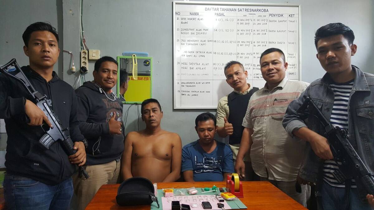 Polisi Ringkus Pemilik dan Pemakai Sabu