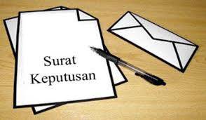 Kominfo Serahkan SK Perpanjangan Masa Bakti Komisioner