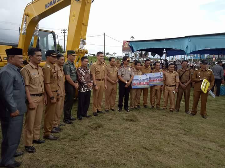 Zola: Bantuan Alat Berat Program Strategis Pemprov Jambi