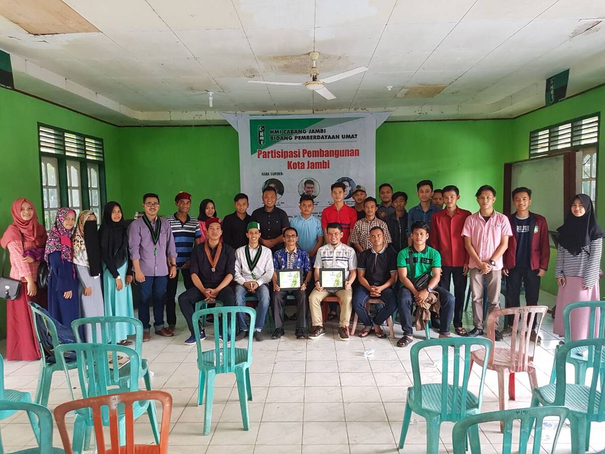 HMI Cabang Jambi mengadakan FGD