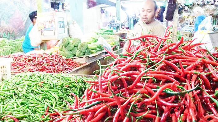 Harga Bawang Merah dan Cabai, Berbanding Terbalik
