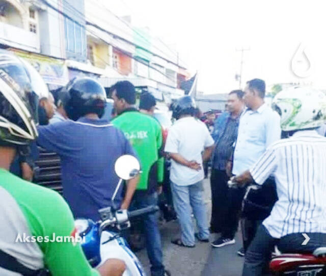Gara-gara Motor Ditarik, Driver Ojek Online Bersitegang dengan Mega Finance