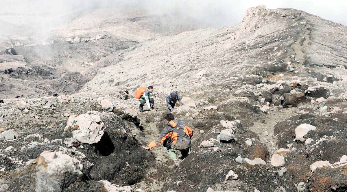 Hindari Kecelakaan, Pendaki Gunung Kerinci Dihimbau Gunakan SOP