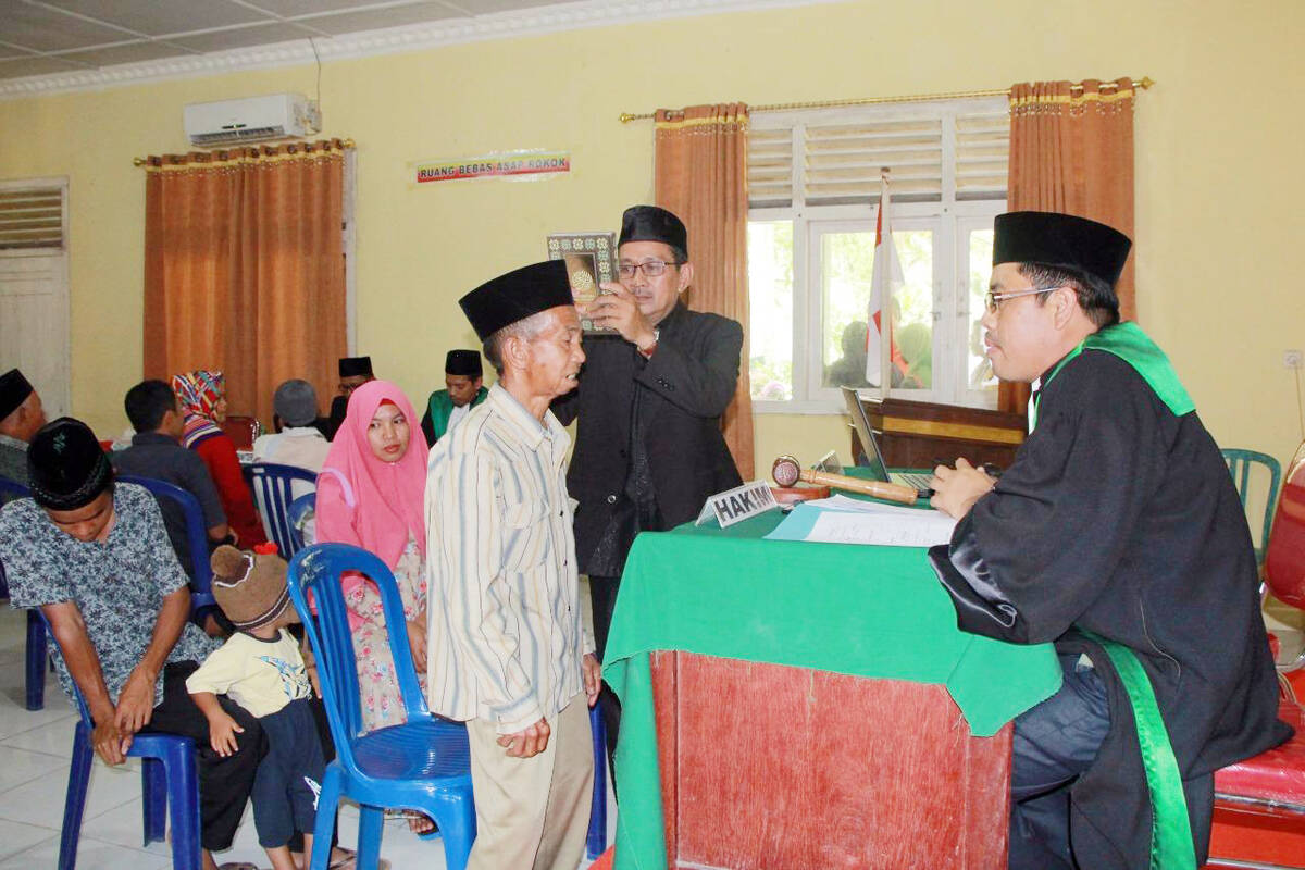 7 Pasturi di Tungkalulu Ikuti Sidang Isbath