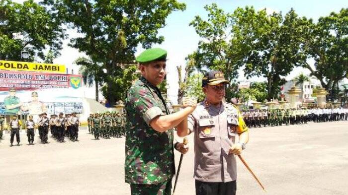 Pangdam Sriwijaya Pimpin Apel Gabungan Di Jambi