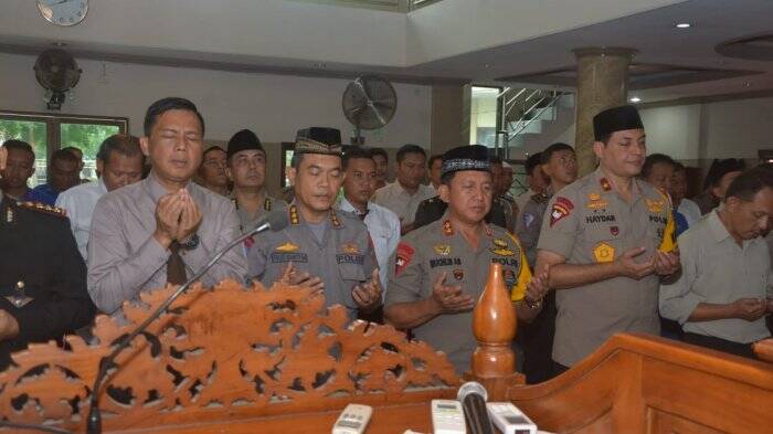 Polda Gelar Salat Gaib dan Galang Dana Untuk Palu dan Donggala