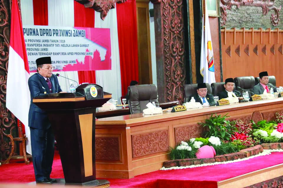 Fachrori Sampaikan 7 Ranperda Kepada Dewan