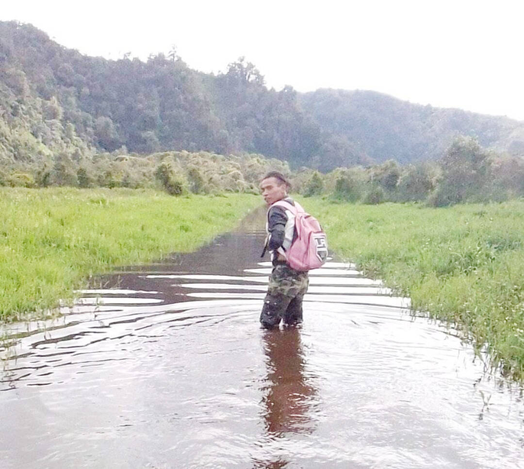 Banjir Genangi Badan Jalan Hingga 1,5 Bulan