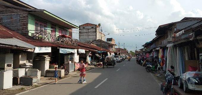 Melirik Kawasan Parit 1 Tempat Kongkow Warga Tungkal