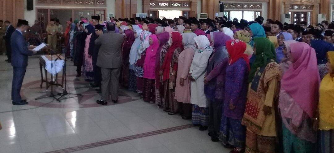Bupati H.Sukandar Lantik 234 Kepsek dan 12 Fungsional Guru