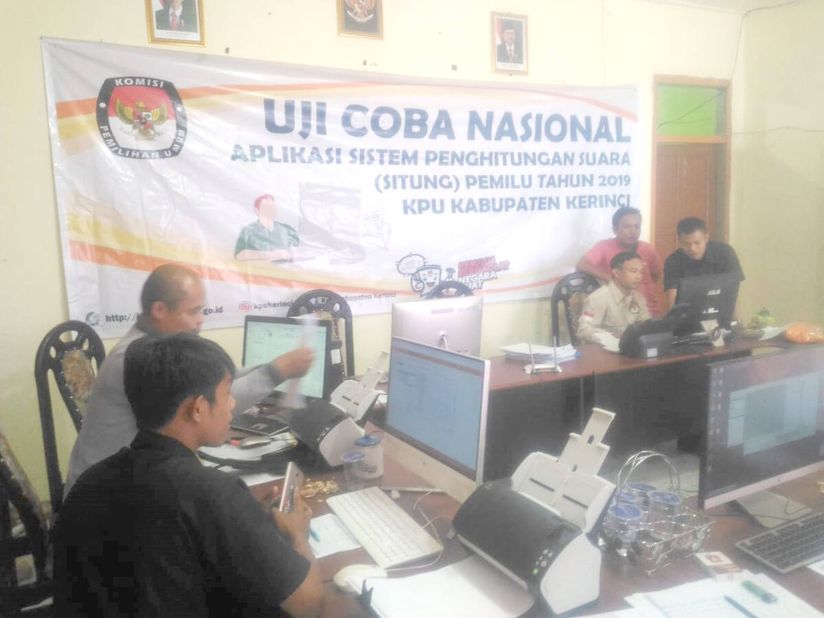 KPU Kerinci Mulai Uji Coba Aplikasi Situng Tahap 2