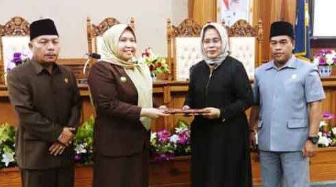 DPRD Kabupaten Muarojambi Gelar Rapat Paripurna Pandangan Umum Fraksi Terhadap Pertanggungjawaban Pelaksanaan APBD Tahun 2018