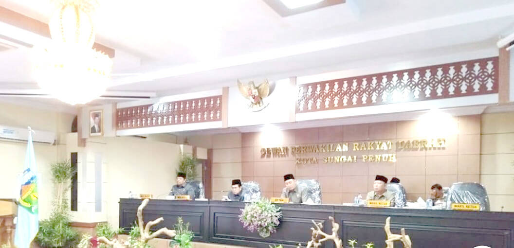 Fraksi Dewan Setujui Ranperda LKPj APBD 2018 Di Bahas