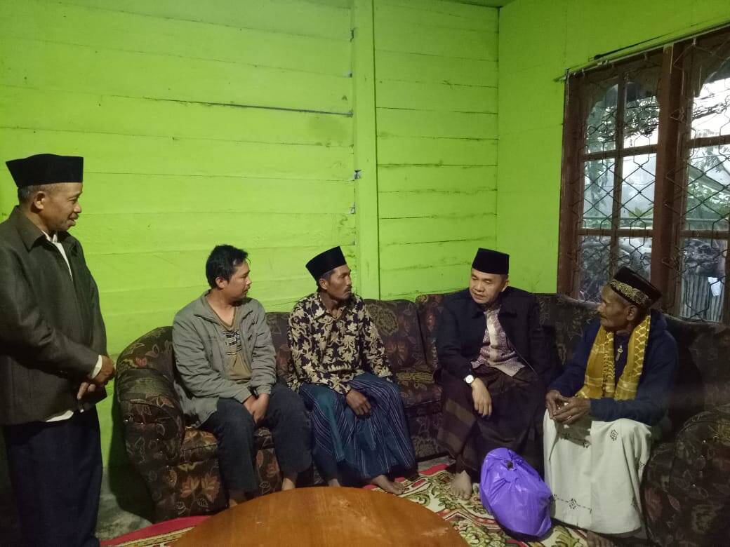 Bupati Kerinci Berbuka, Menginap dan Sahur di Rumah Warga