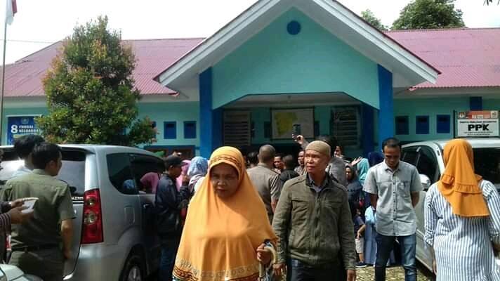 Tolak Musrenbangdes, Warga Pingggir Air Unjukrasa di Kantor Camat