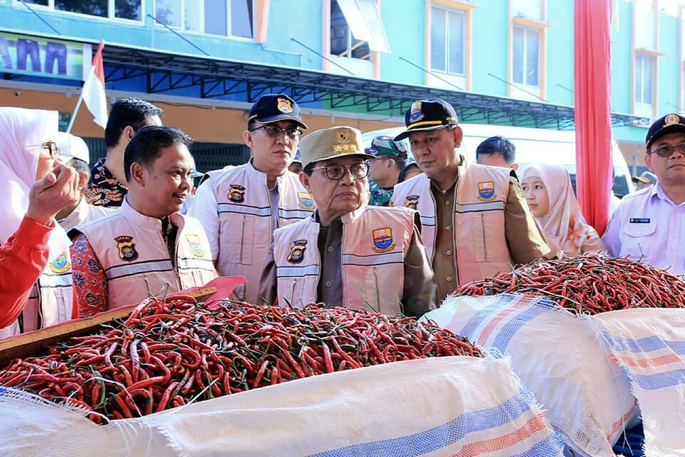 Masuki Idul Adha, Gubernur Jambi Cek Harga Kebutuhan Pokok