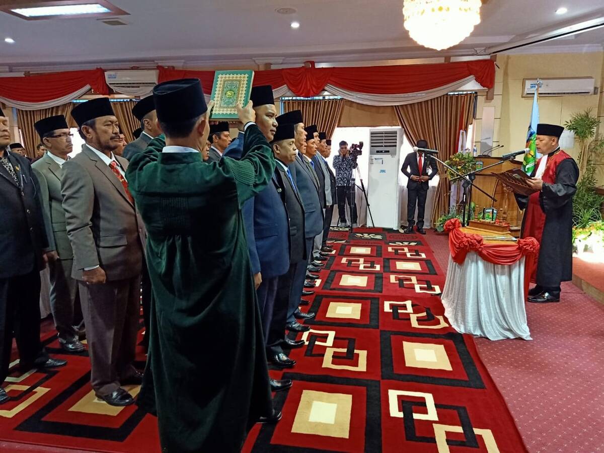 Hadiri Paipurna Pelantikan Dewan, Walikota Harap Dewan Baru Dapat Bersinergi