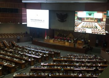 Syarat Anggota Dewan Maju Pilkada Digugat ke MK