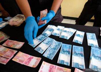 Polisi Tanjab Barat Tangkap 4 Pengedar Uang Palsu Senilai Rp245 Juta