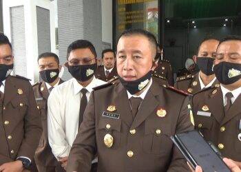 Kadis Perkim dan Bendahara Sungai Penuh Dapat ‘Hadiah’ Status Tersangka