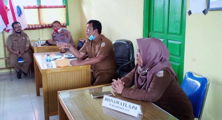 Romi Cek Kesiapan SMPN 1 Tanjab Timur