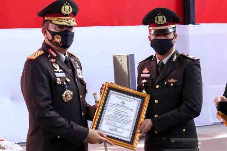 AKP Priyono Dapat Penghargaan Usai Viral Menolak Laporan