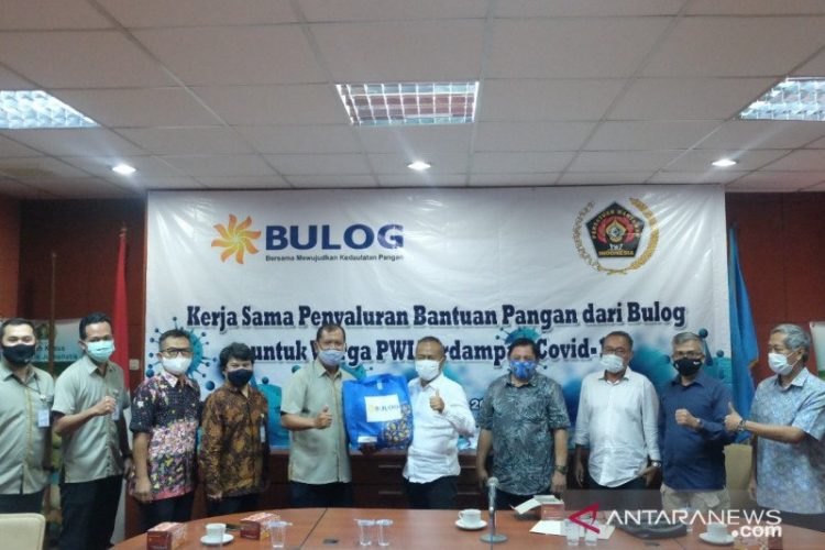 Buwas Gandeng Atal Salurkan Bantuan Pangan