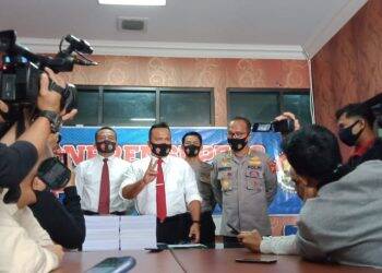 Berkas Dinyatakan Lengkap, Polisi Serahkan Pejabat Bungo ke Kejati