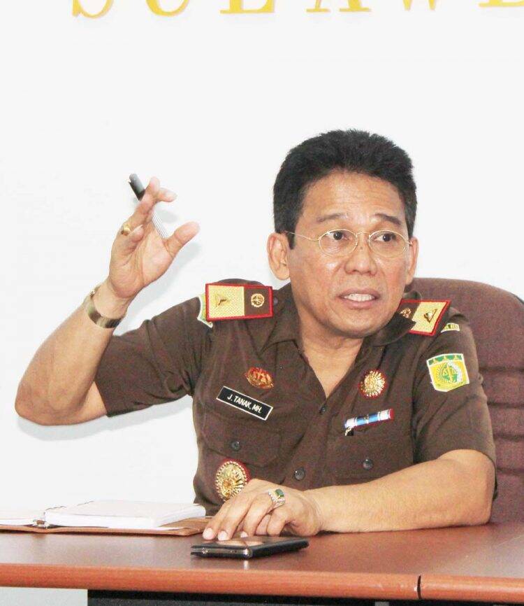 Johanis Tanak Resmi Dilantik sebagai Kajati Jambi