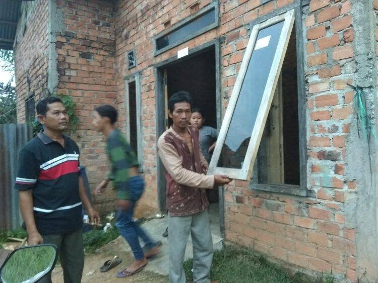 Satu Malam, Dua Rumah Warga Desa Selat di Bobol Maling