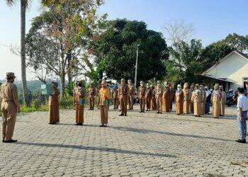 Tak Lengkapi Atribut, Upacara Kedisiplinan Diskominfo Dipisahkan