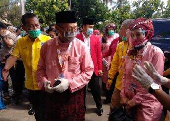 Daftar ke KPU, Cek Endra-Ratu Kenakan Pakaian Melayu