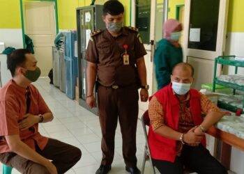 Tersangka ditahan di Lapas Tebo setelah dijadikan tersangka. Foto: Kejari Tebo