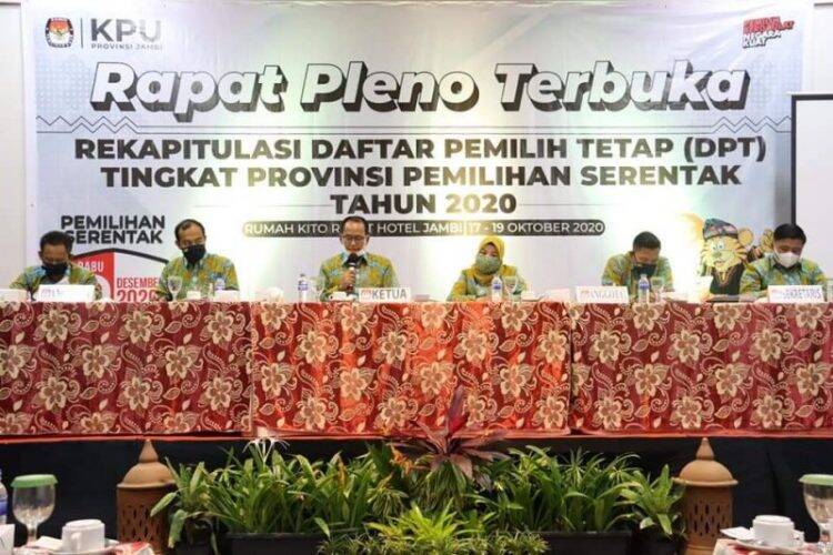 Rapat pleno terbuka rekapitulasi daftar pemilih tetap Provinsi Jambi. Foto: Istimewa