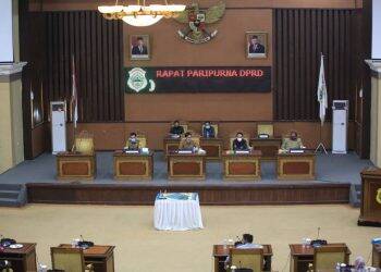Pemerintah Tanjung Jabung Timur menggelar rapat paripurna. Foto: Istimewa