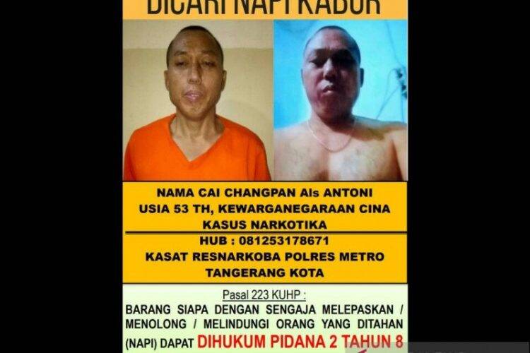 Selebaran DPO Cai Changpan yang diterbitkan Polda Metro Jaya. Narapidana mati kasus narkoba asal China Cai Changpan diketahui melarikan diri dari Lapas Kelas I Tangerang dan saat ini dalam pengejaran petugas