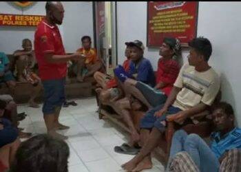 Polisi menyita alat yang digunakan pelaku untuk menambang emas secara ilegal. Foto: Polres Tebo