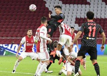Sebelas Pemain Ajax Positif Covid